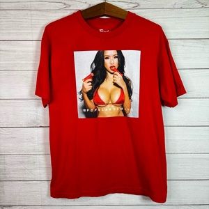 Popular Demand graphic streetwear T-Shirt Size L
